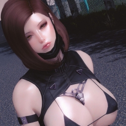 撕裂紧身衣~Ripped BodySuit